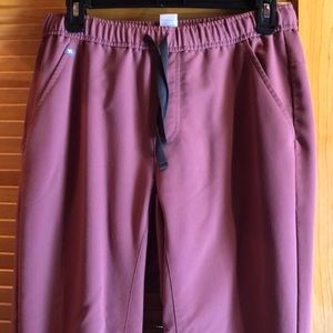 Figs jogger, scrubs, size small, color dusty rose.